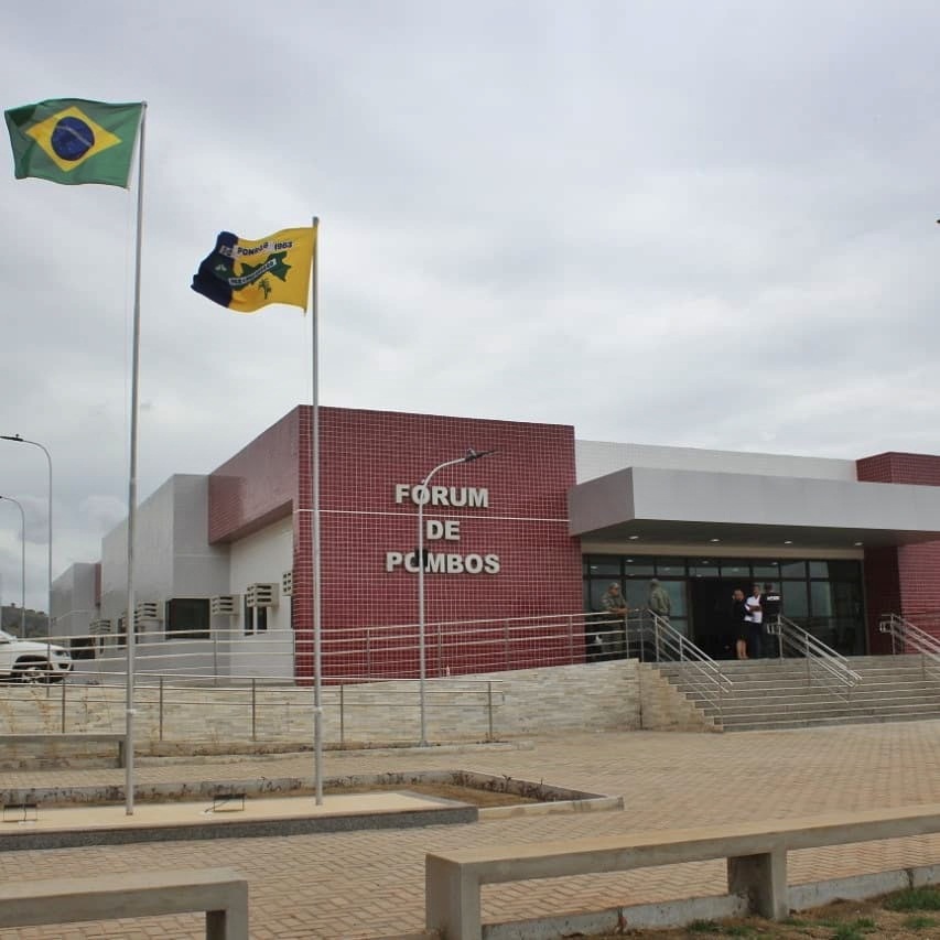 Fórum da cidade de Pombos funciona em novo prédio