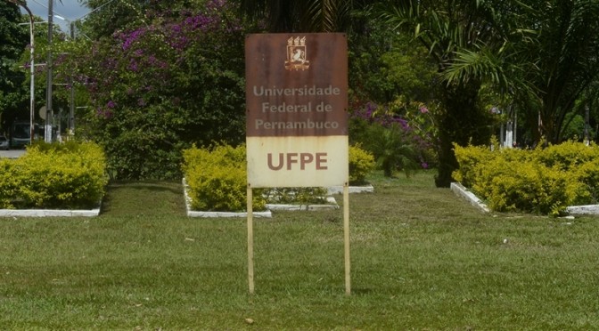 UFPE abriu seleção para professores voluntários