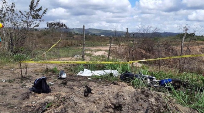 Motoqueiro é alvejado e morto a tiros enquanto trafegava na BR-232 em Vitória