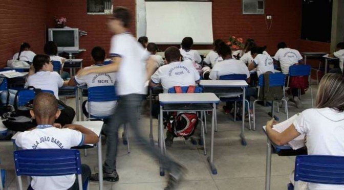 Governo de Pernambuco divulga dias de entrega do Cartão Alimentação Escolar