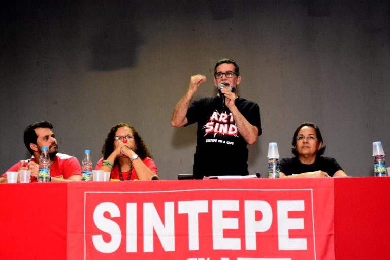Sintepe vai propor à Secretaria de Educação novo calendário escolar