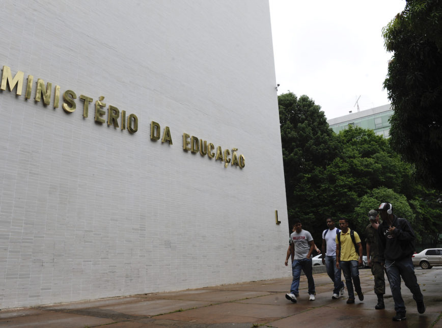 SINTEPE: Ministério da Educação tem a obrigação de anunciar novo piso do magistério de R$ 3.845,34