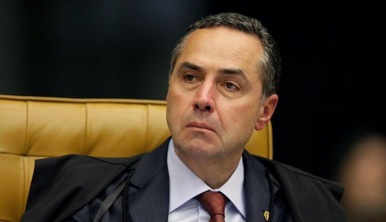 Mudança na data de eleições municipais poderá ser decidida em junho