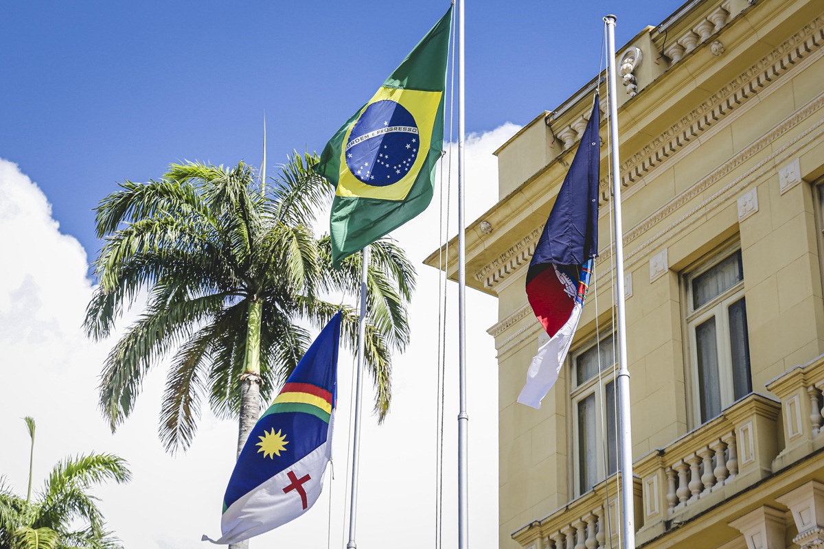 PANDEMIA: Governo de Pernambuco mantém determinações contidas em decretos anteriores