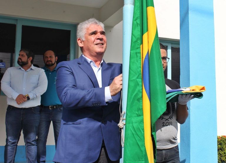 TCE responde ao Prefeito de Pombos sobre antecipação de férias e 13º salário