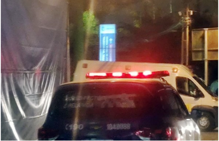 Dupla em moto mata homem na porta de casa em Gravatá
