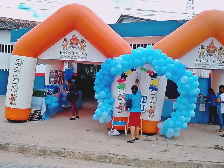 Escola Aglaíres Moura, em Vitória, promoveu semana da pessoa deficiente