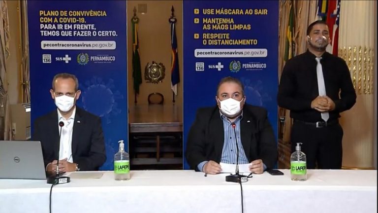 Governo de Pernambuco anuncia datas para retomada das aulas presenciais em faculdades