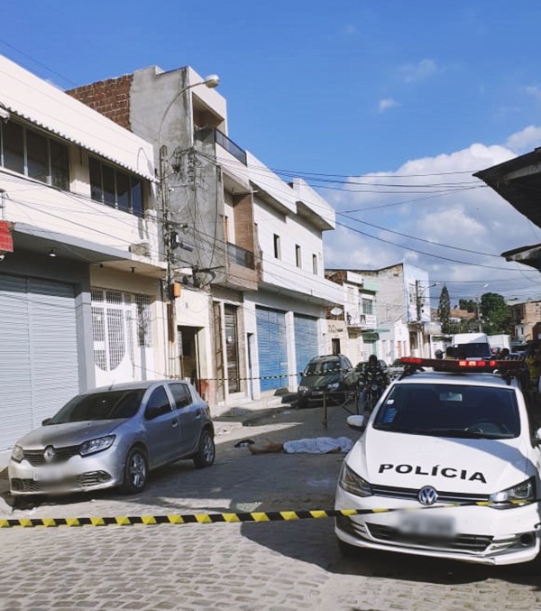Acusado de matar homem na Av. Mariana Amália é detido na Rodoviária de Vitória