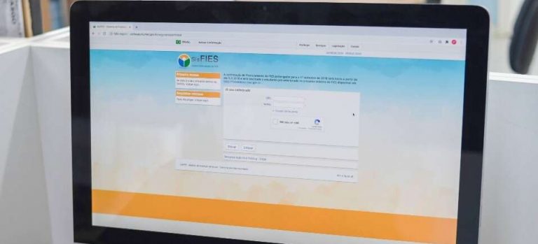 MEC divulga edital do Fies 2021.1