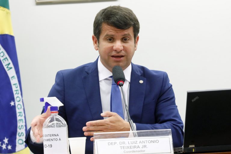Projeto no Congresso estabelece novo feriado em julho de 2021