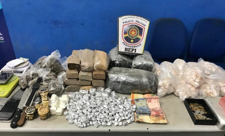 Polícia Militar debela pontos de tráfico em Vitória de Santo Antão