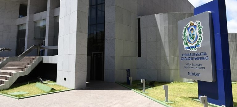 Pernambuco aumenta valor do auxílio pago às mulheres violentadas