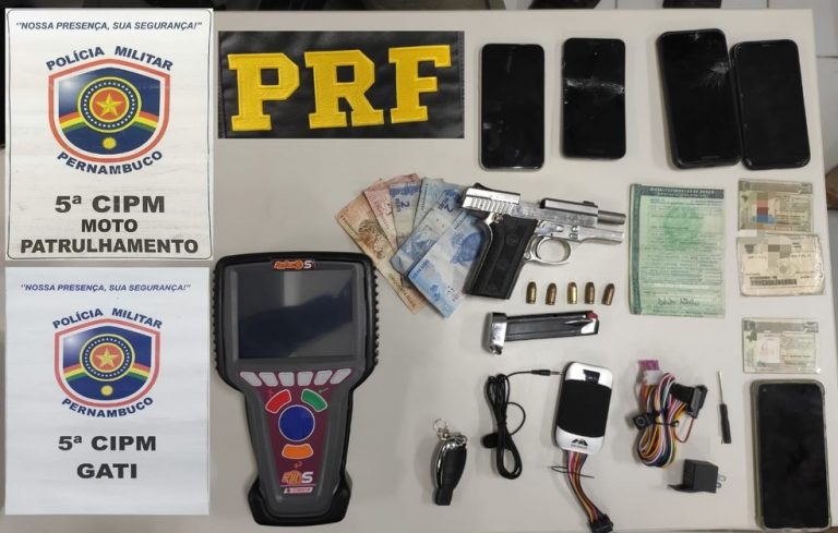 Acusados de assaltos a carga são detidos com arma e carro roubado, em Gravatá