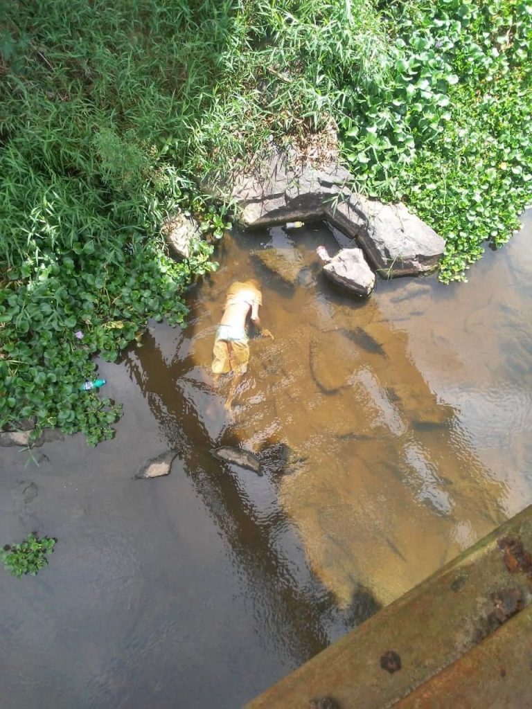 Corpo de rapaz encontrado em um Pontilhão de Escada