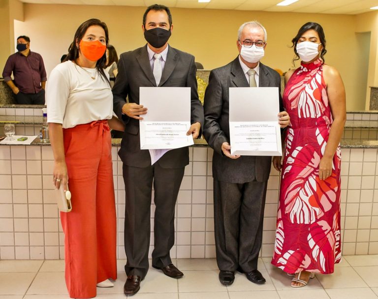 Em Gravatá, Padre Joselito e Júnior Darita são diplomados prefeito e vice