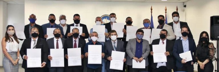 Prefeito eleito Paulo Roberto e 19 vereadores são diplomados em Vitória de Santo Antão