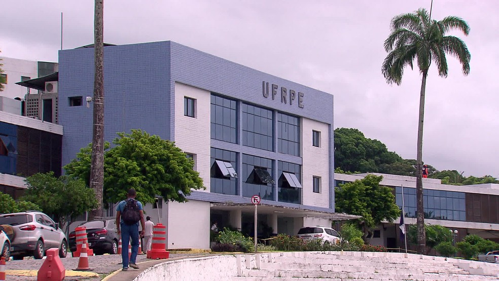 UFRPE lança edital extra para cursos a distância