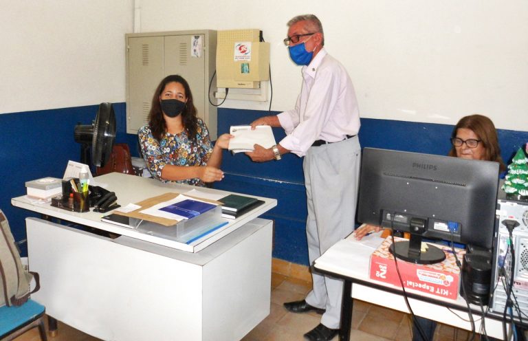 Ouvidor do Escritório Vitoriense da Cidadania entrega relatório a Prefeitura e Câmara de Vitória