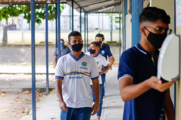 Educação e Esportes de Pernambuco abre mais de 15 mil vagas para cursos técnicos integrados ao ensino médio