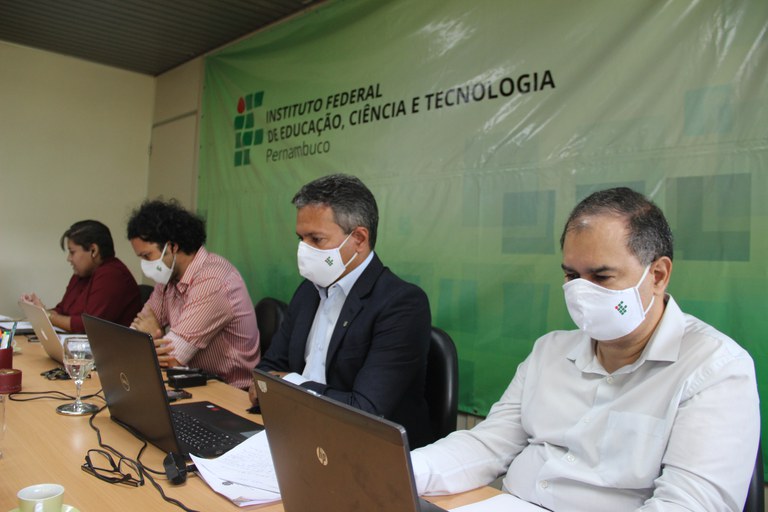 IFPE Vitória oferece 440 vagas em processo de ingresso 2021.1