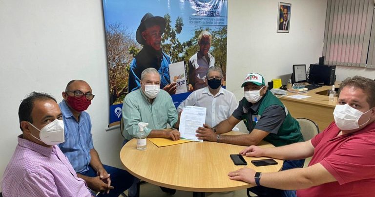 Diretor do Iterpe, Henrique Queiroz media conflito agrário em Palmares