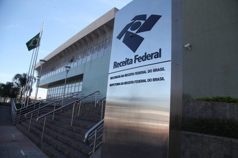 Receita Federal prevê concurso para área Administrativa com 1.310 vagas