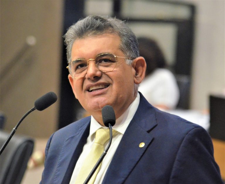 Deputado quer sistema de energia solar obrigatório em prédios construídos em Pernambuco