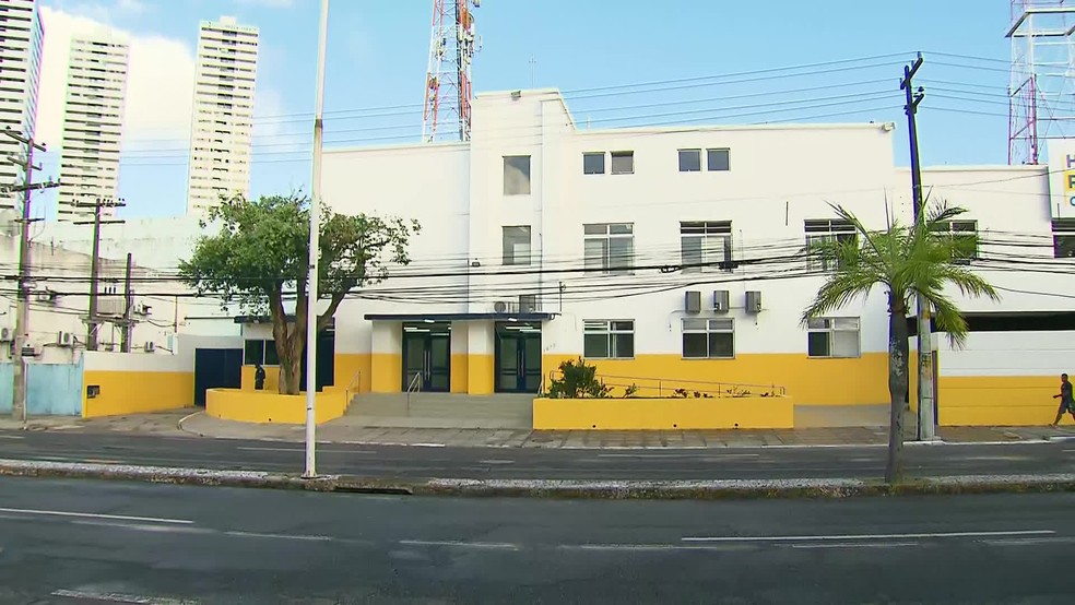 Recife faz seleção para contratar 21 médicos e 30 radiologistas