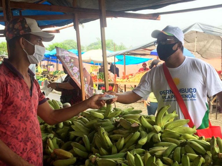 Adagro monitora resíduos de agrotóxicos em feiras orgânicas