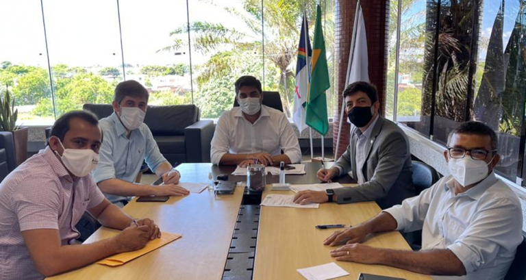 Henrique Filho busca ações junto ao Instituto Agronômico de Pernambuco