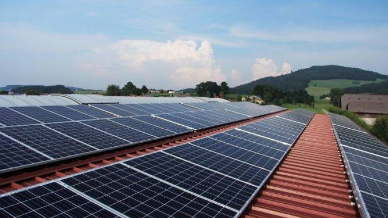 Empresa de Amaraji conquista selo por utilizar 100% de energia solar na sua produção