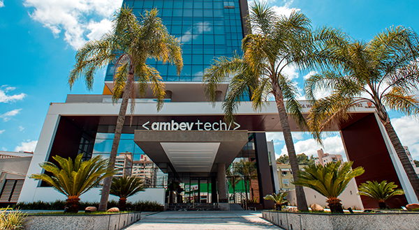 Ambev anuncia 308 vagas para profissionais de Tecnologia