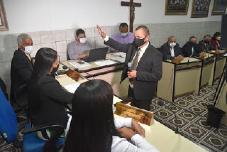 Charles Batista assume cargo de prefeito interino de Joaquim Nabuco