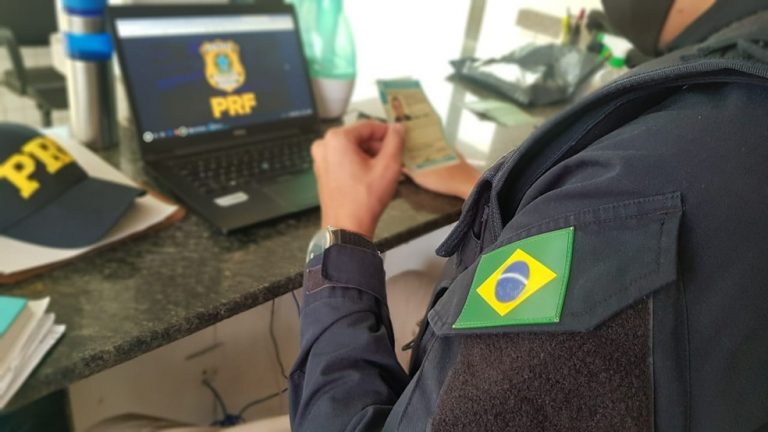 Justiça Federal suspende provas de concurso da PRF marcadas para 9 de maio; exame tem 304 mil inscritos