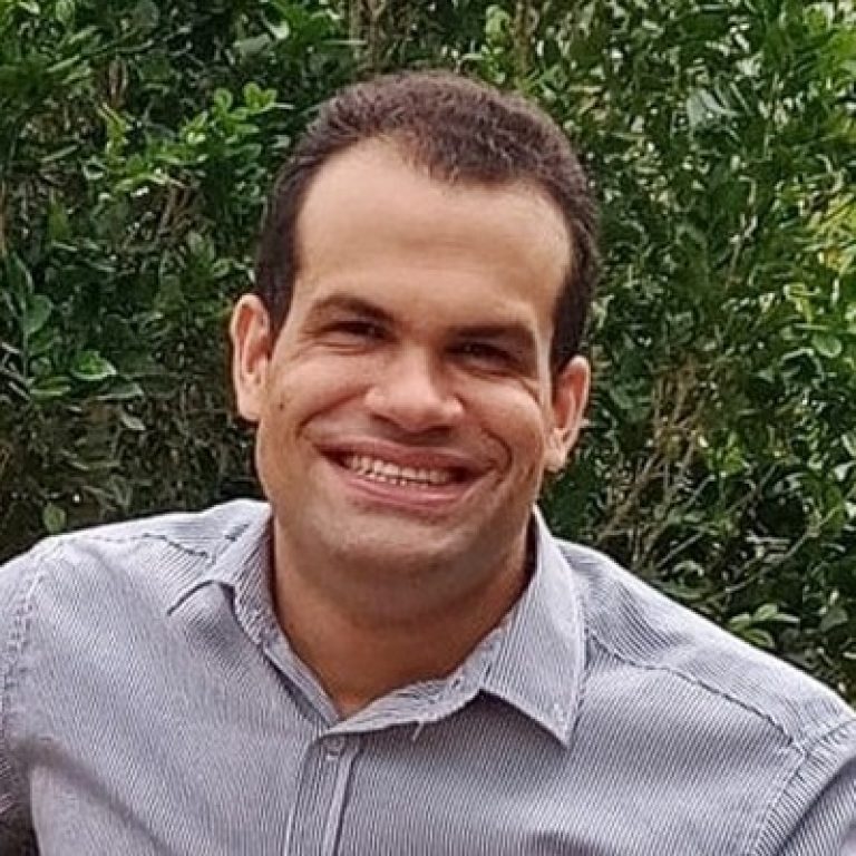 Mendonça convida o vitoriense Irmão Carlos para ser candidato a deputado estadual
