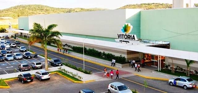 Vitória Park Shopping estende horário e reabre cinema