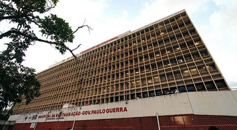 Mulher esfaqueada em Vitória morre no Hospital da Restauração
