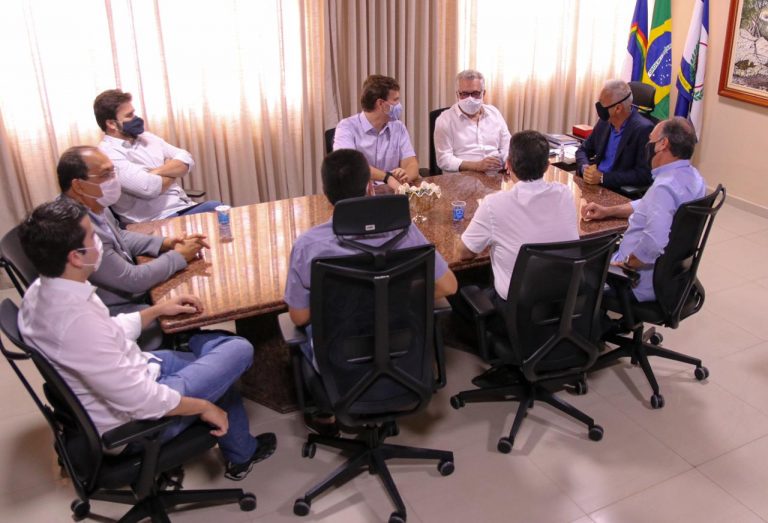 Família FBC se compromete em buscar recursos para a Prefeitura da Vitória de Santo Antão