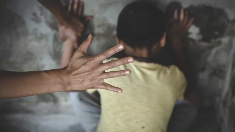 Disque 101 receberá denúncias de violações contra crianças
