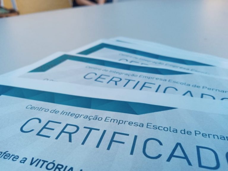 Socioeducandos da Funase Vitória concluem curso no Recife