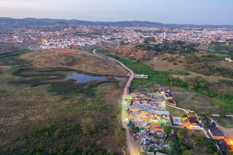 Obras da estrada de Natuba são retomadas pela Prefeitura da Vitória
