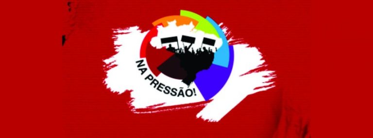 Governo Federal persegue os servidores e quer destruir os serviços públicos
