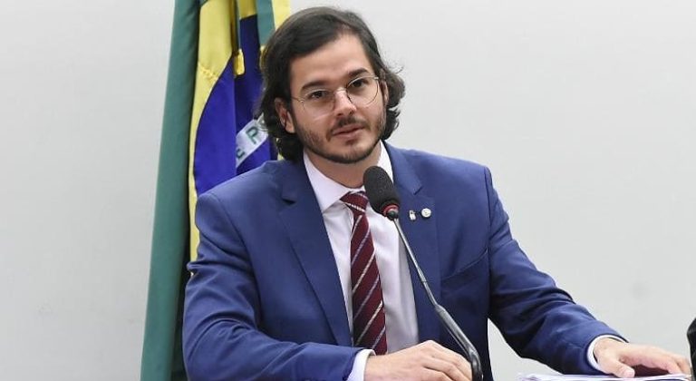 Deputado Túlio Gadêlha destina mais verbas para dois projetos em Vitória de Santo Antão