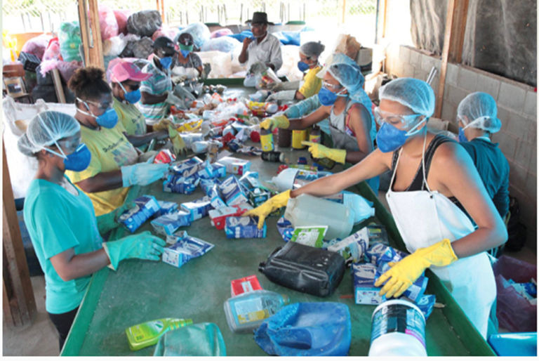 Catadores e Catadoras vão receber kits de proteção individual em Glória de Goitá