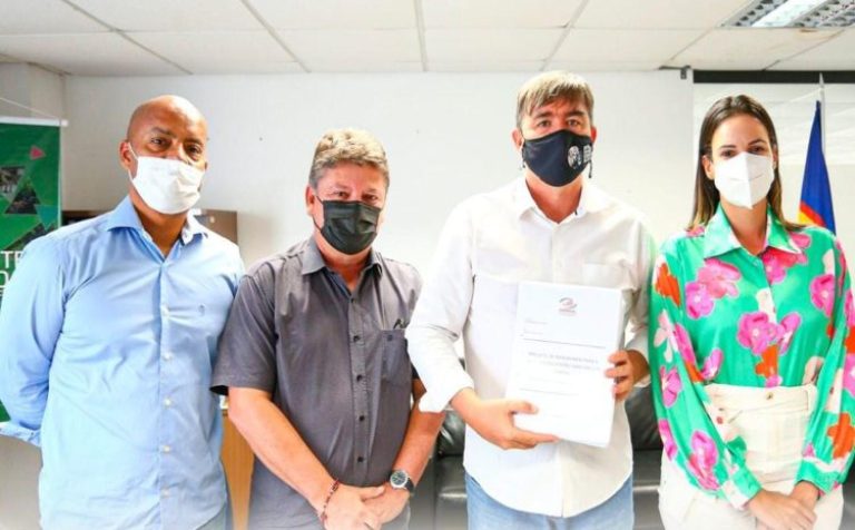 Através do COMSUL, prefeita de Primavera articula expansão do aterro sanitário
