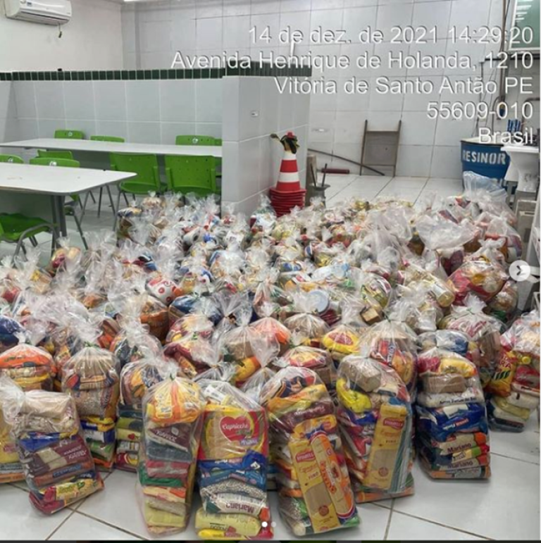 Grau Técnico Vitória realizou campanha natalina de arrecadação de alimentos