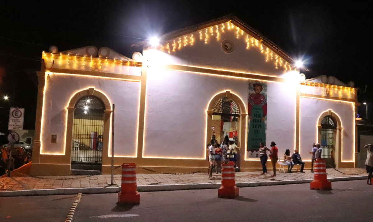 Presépio de Natal é montado no Museu do Mamulengo de Glória do Goitá