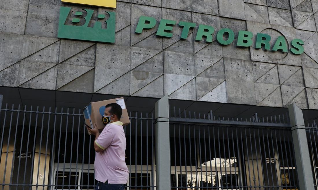 Concurso Petrobras anuncia Edital com mais de mil vagas