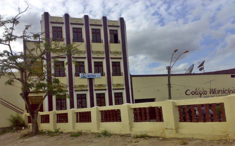 Matrícula da rede municipal de ensino de Vitória 2022 segue até o dia 14 de janeiro